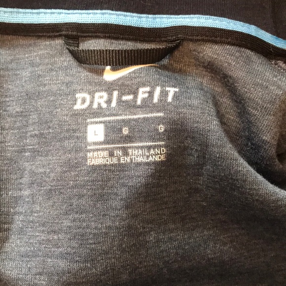 Nike sweatshirt jacket - Picture 4 of 5